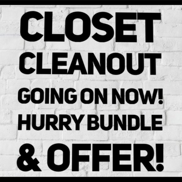 Meet your posher Hanna! ❤️!Bundle🔴5 FOR $20 as long as the box in under 5 lbs - Picture 11 of 16